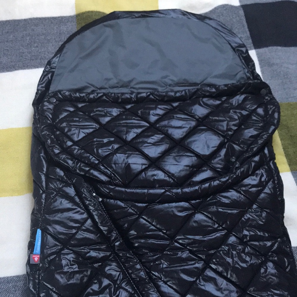 UppaBaby Ganoosh - Black NWOT